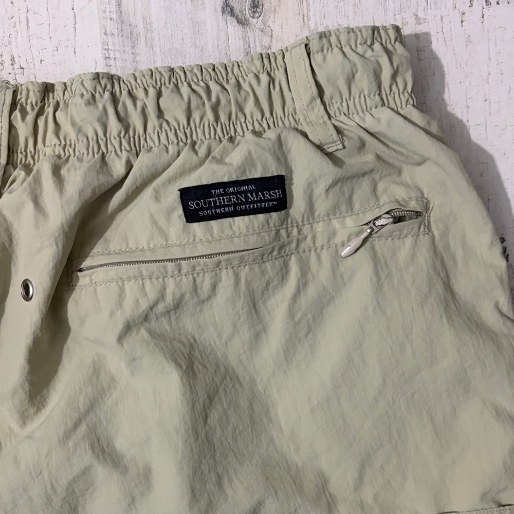 Southern Marsh Light Tan Shorts Size Medium - Picture 6 of 12